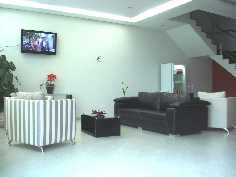 LAF Hotel 17/29