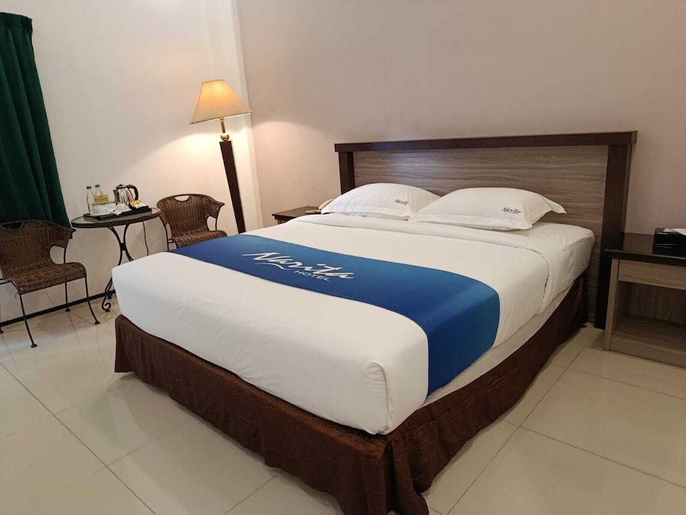 Narita Hotel Tulungagung 7/35