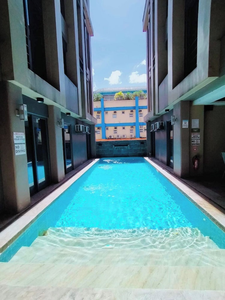 Pacific Park Hotel 56/62