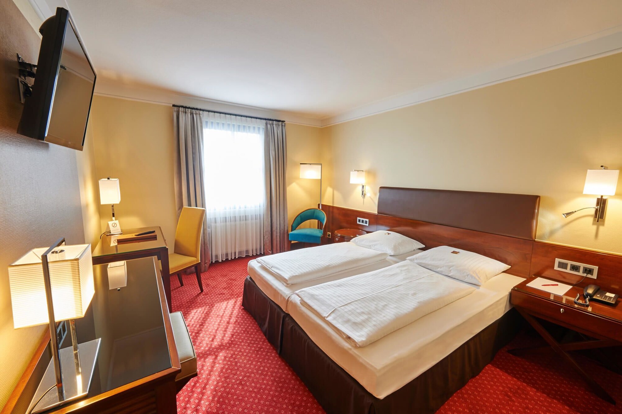 STANDARD, DOUBLE BED