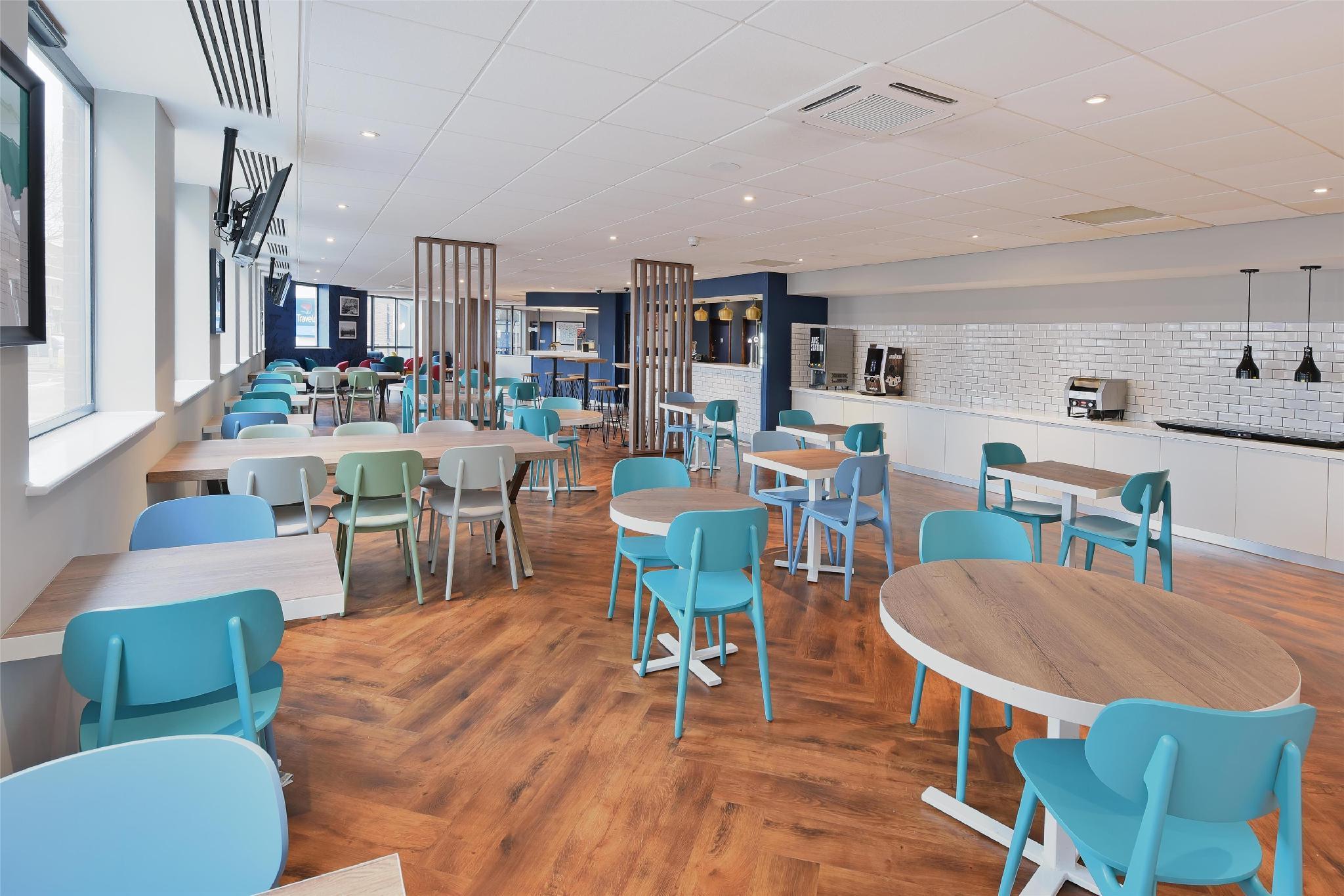 Travelodge Woking Central 23/29