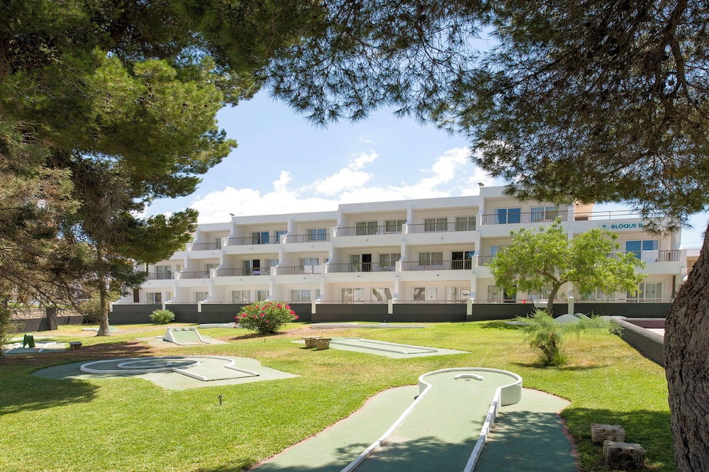 Vibra Riviera Apartments 7/45