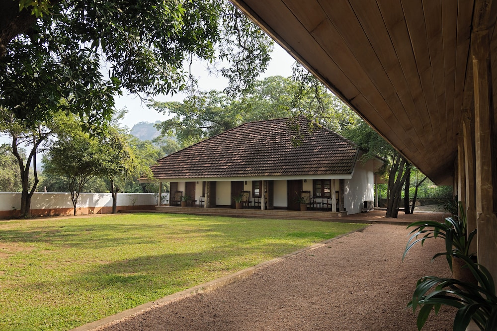 Ekho Sigiriya 56/59
