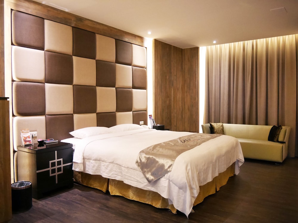 Refinement Motel 21/69