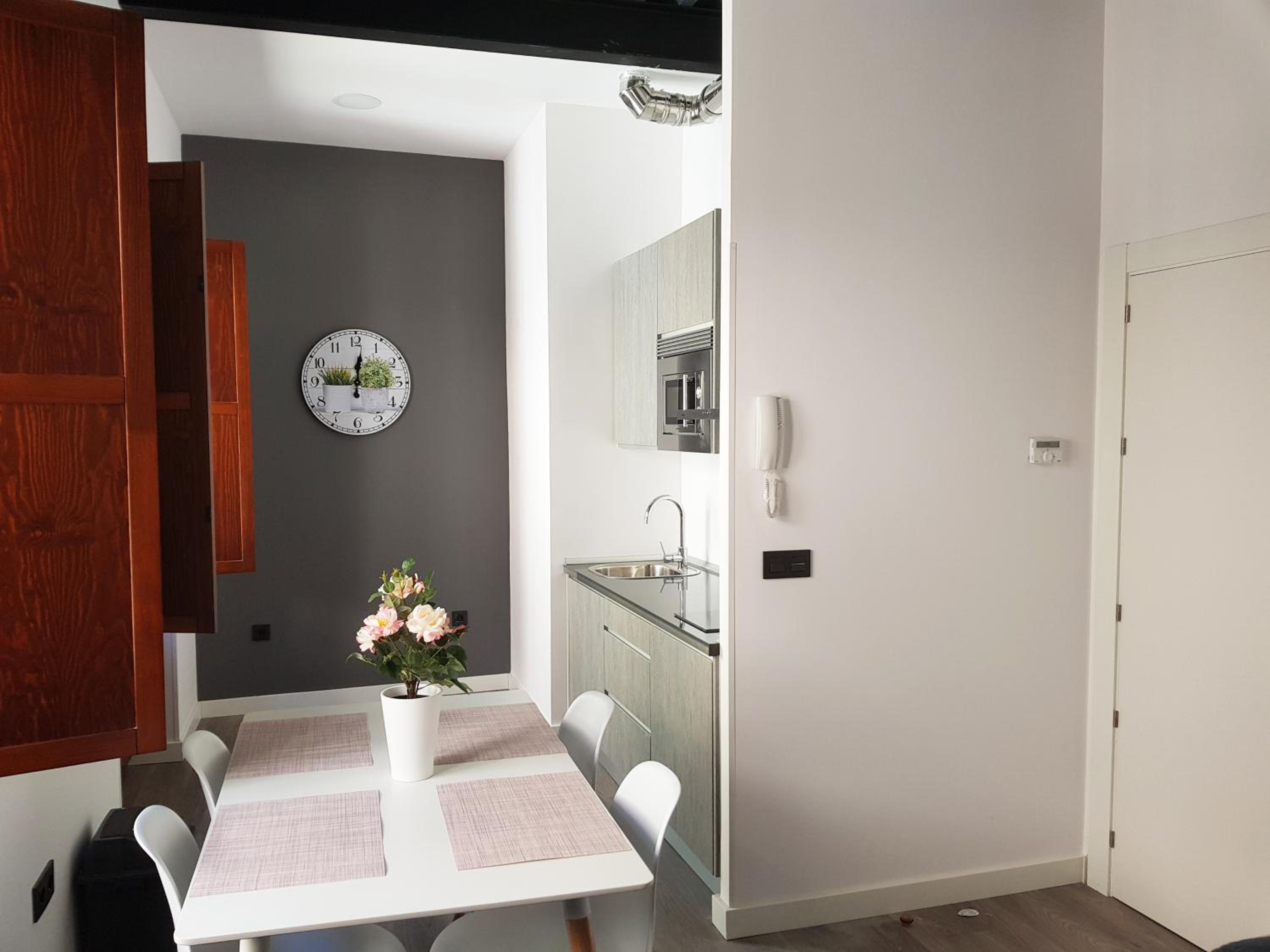 Apartamentos Granada Deluxe 3000 4/27