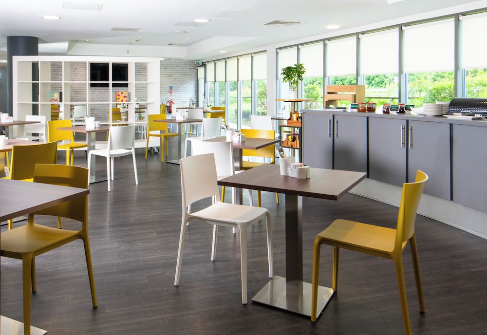 ibis Styles Haydock 34/48