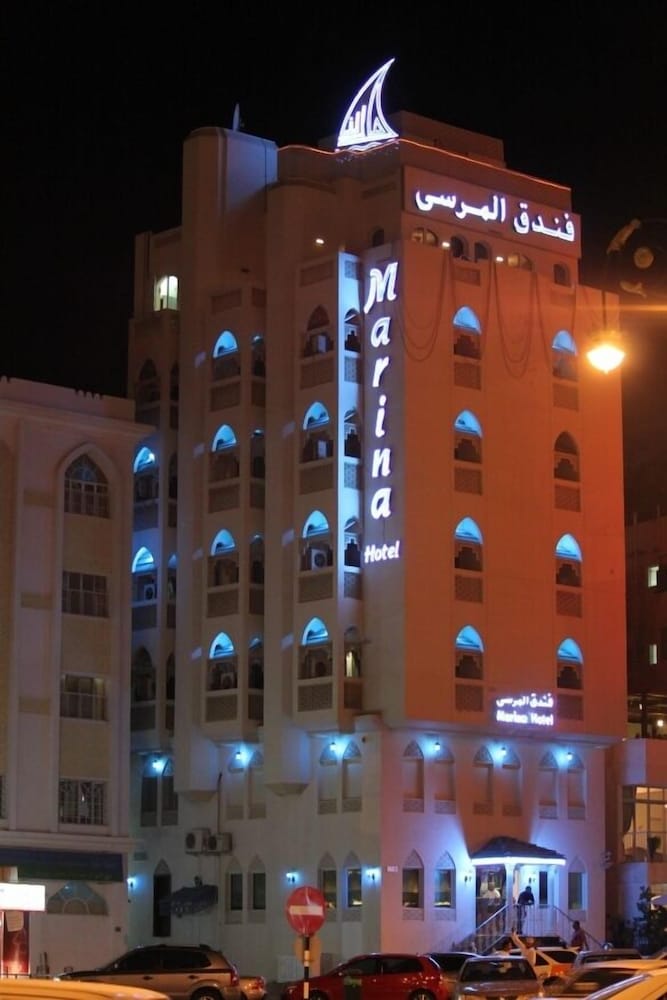 OYO 137 Marina Hotel 3/58