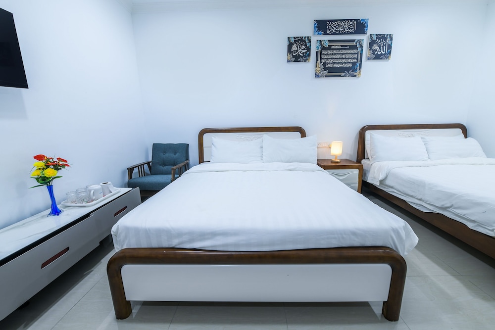 Capital O 90543 Sp Star Hotel 16/53