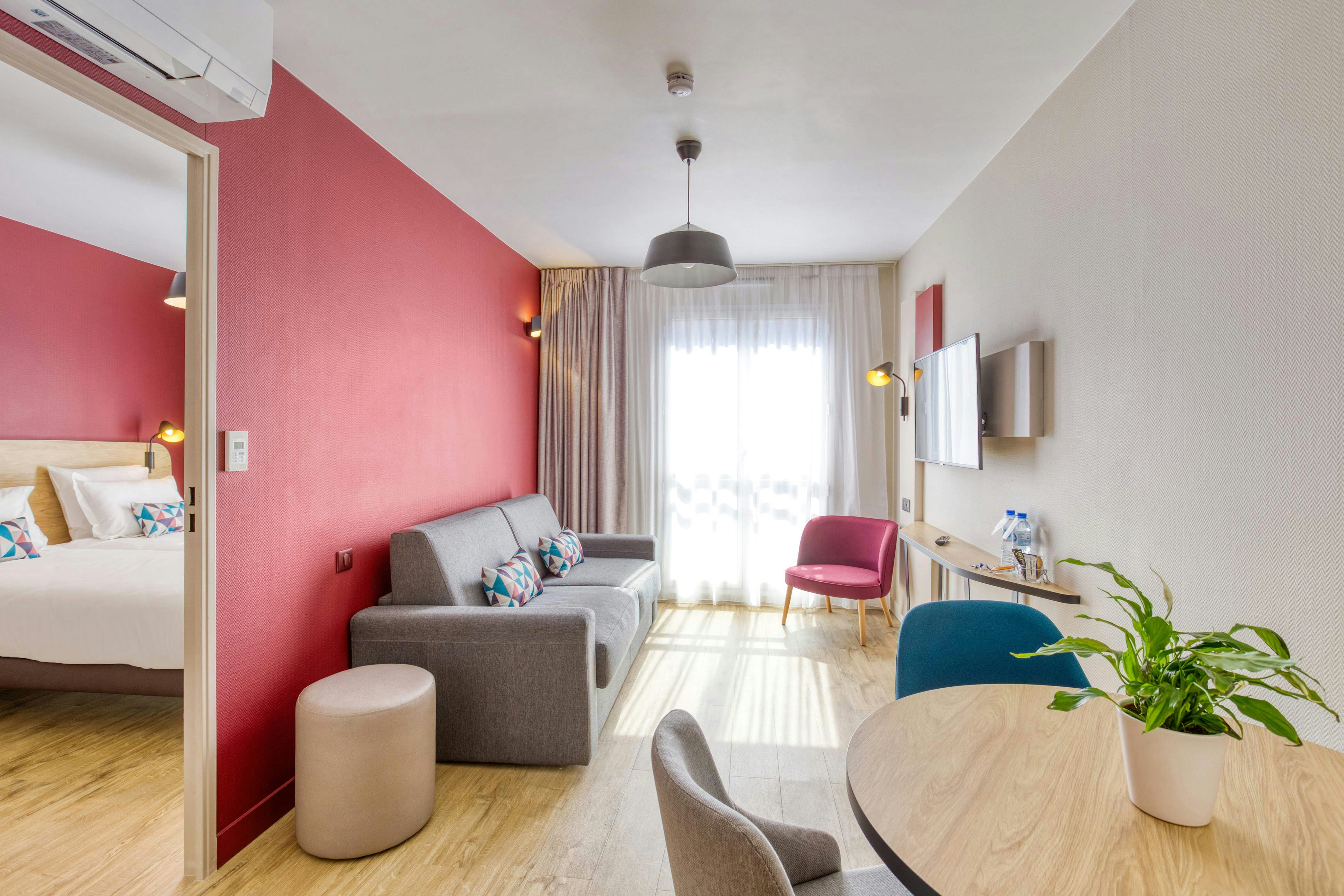 Appart City Confort Paris Clichy Mairie 50/76