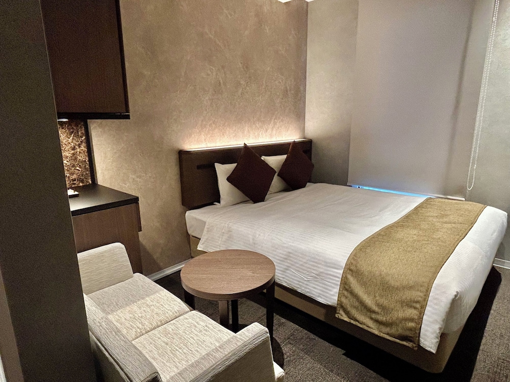 SUPERIOR, DOUBLE BED