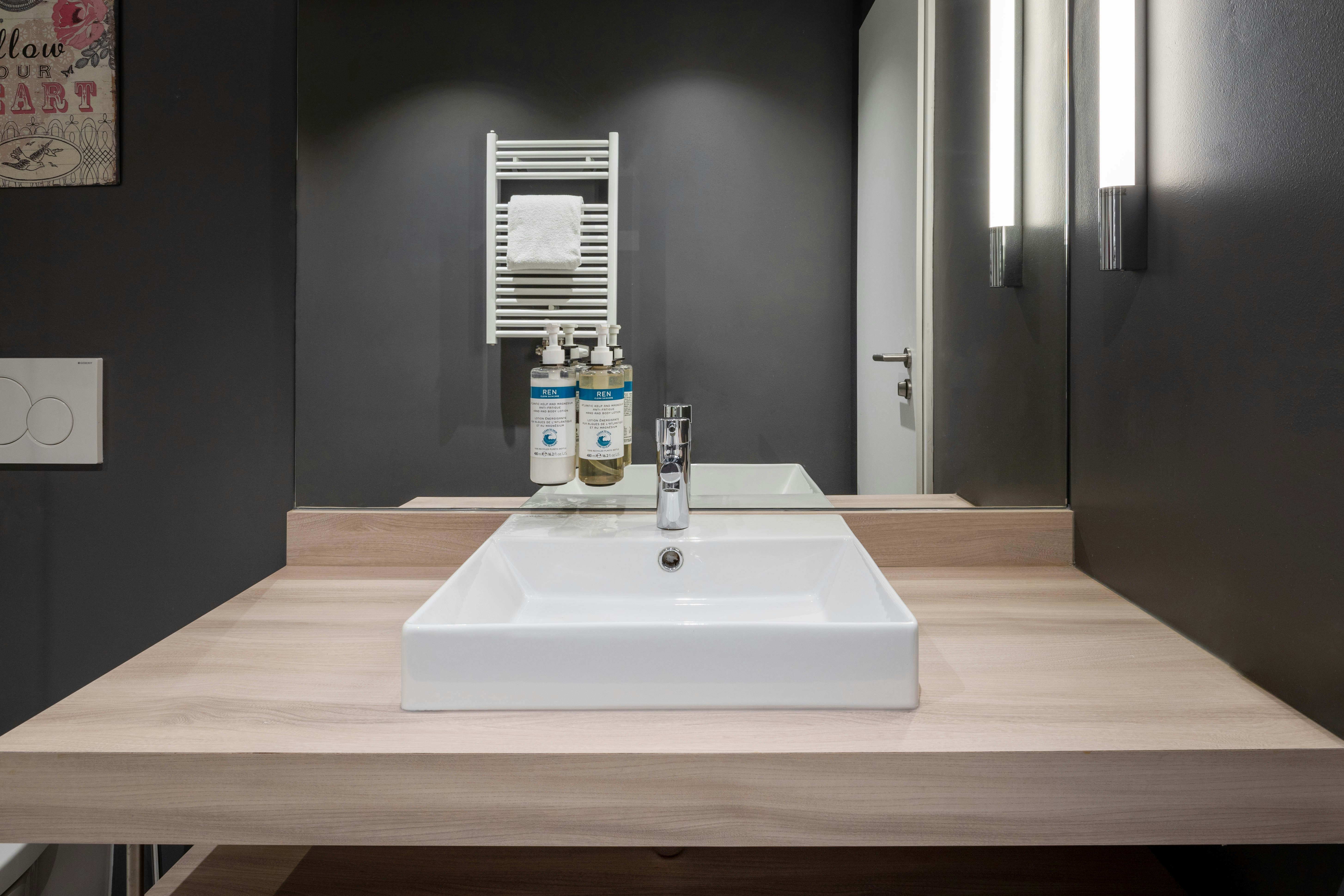 numa Stark Rooms & Apartments 54/63
