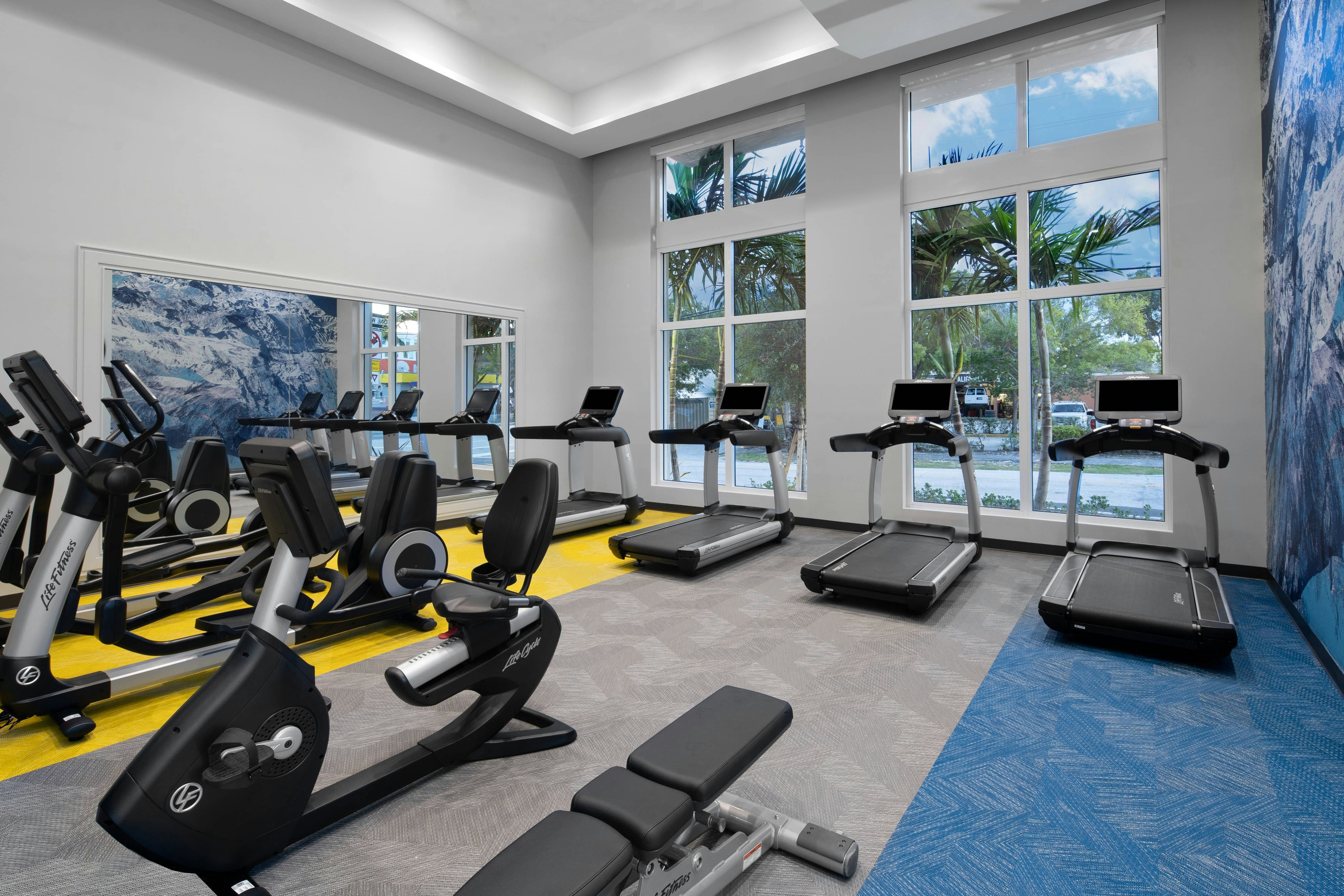 Courtyard By Marriott Delray Beach 34/61