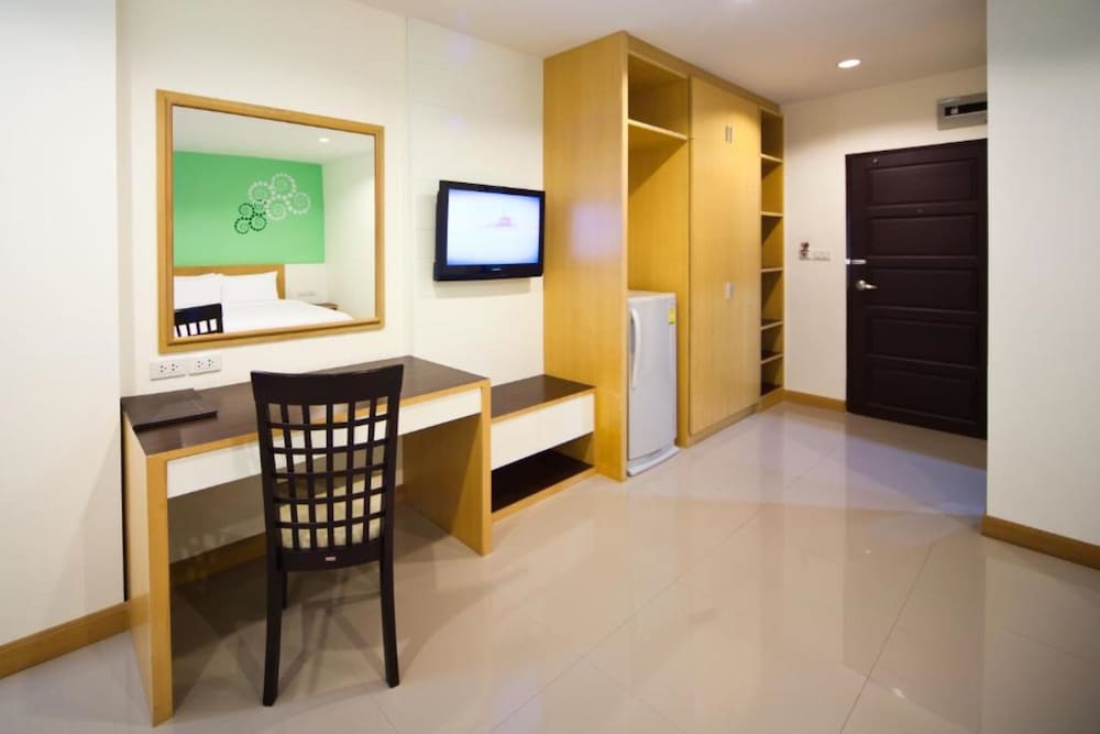 Phavina Hotel & Grand Boutique Rayong 52/72