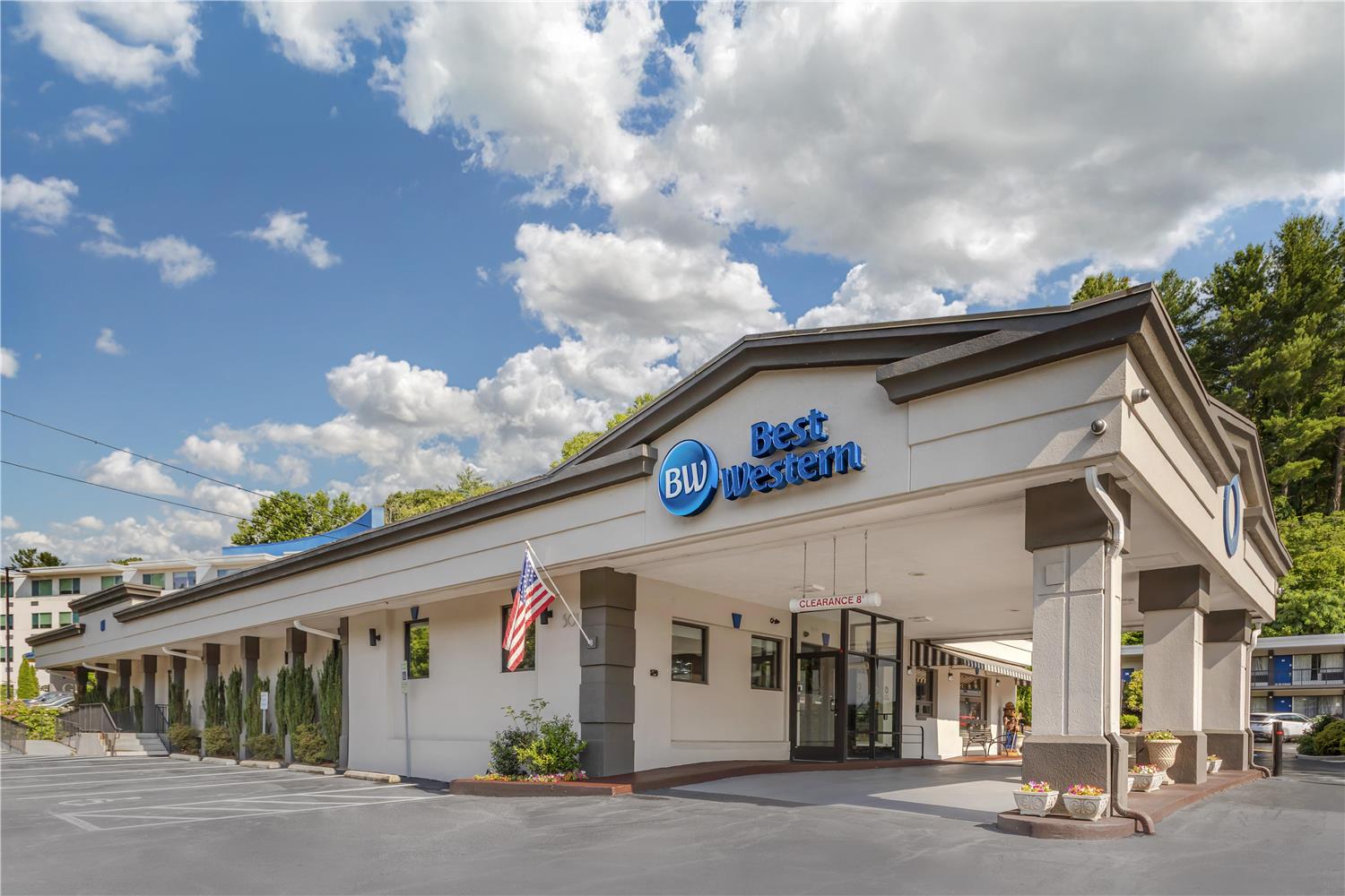 Best Western Asheville -Blue Ridge Parkway 37/40