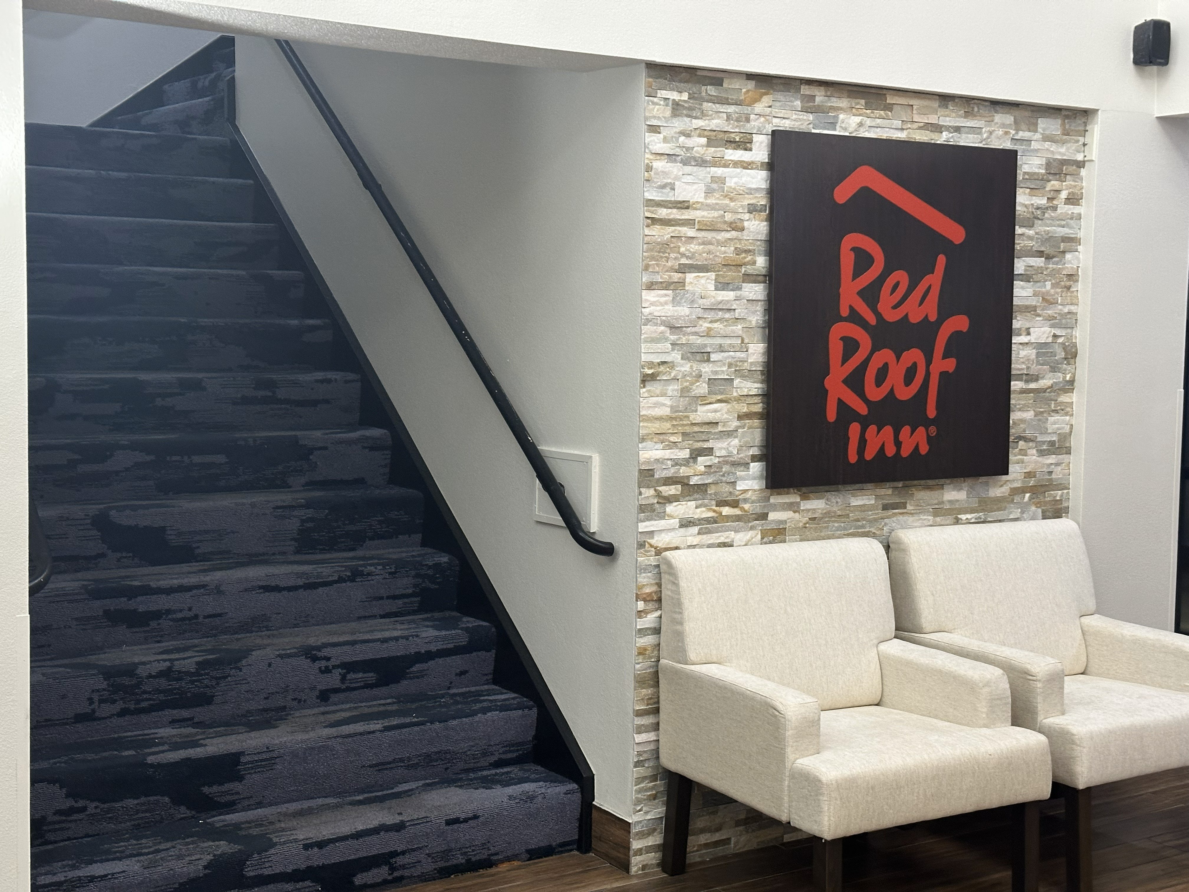 Red Roof Inn & Suites Middleborough 30/40