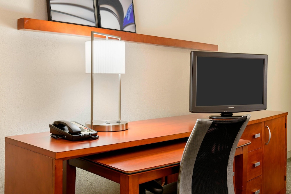 Courtyard by Marriott Gainesville 43/54