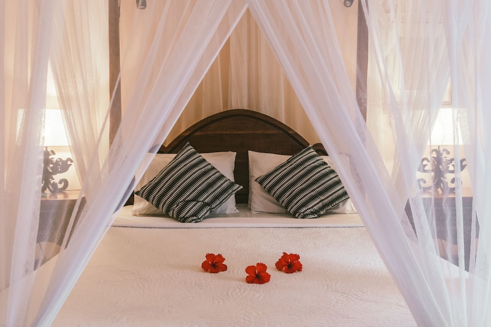 Honeymoon Guesthouse 40/75