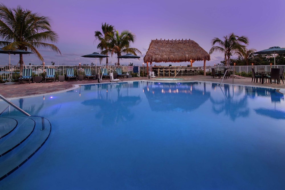 Hampton Inn Marathon Florida Keys Fl 1/58