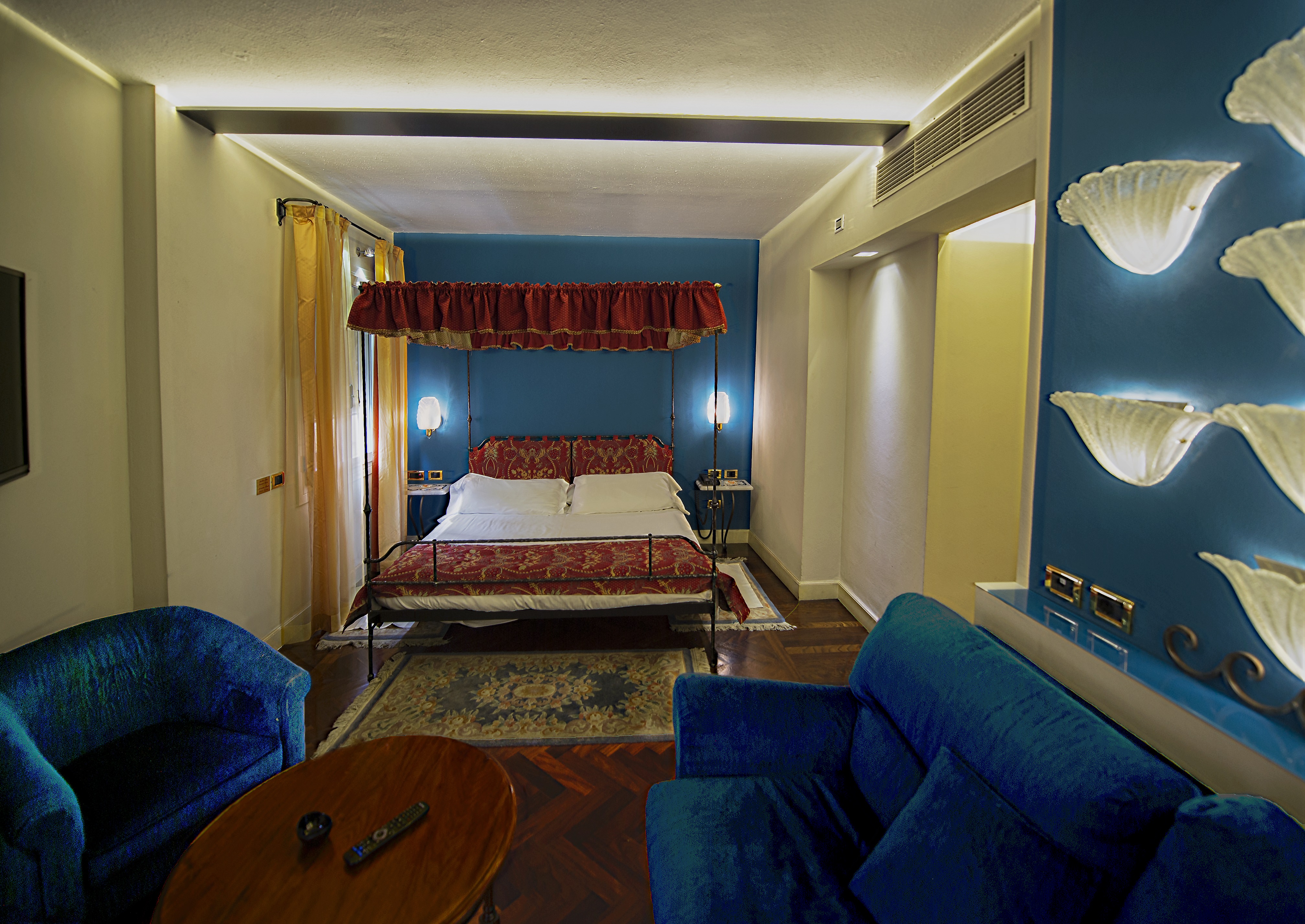 rooms
