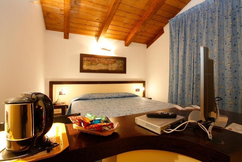 Bleis Hotel 42/50
