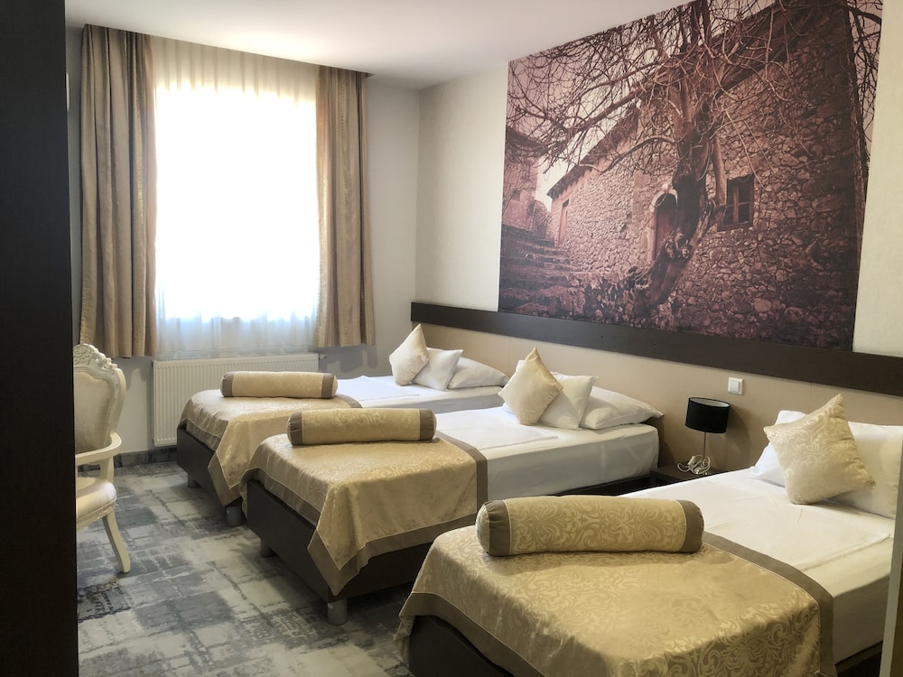 Hotel Hercegovina 7/41