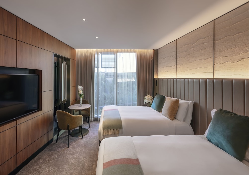 DARLING, TWIN BEDS