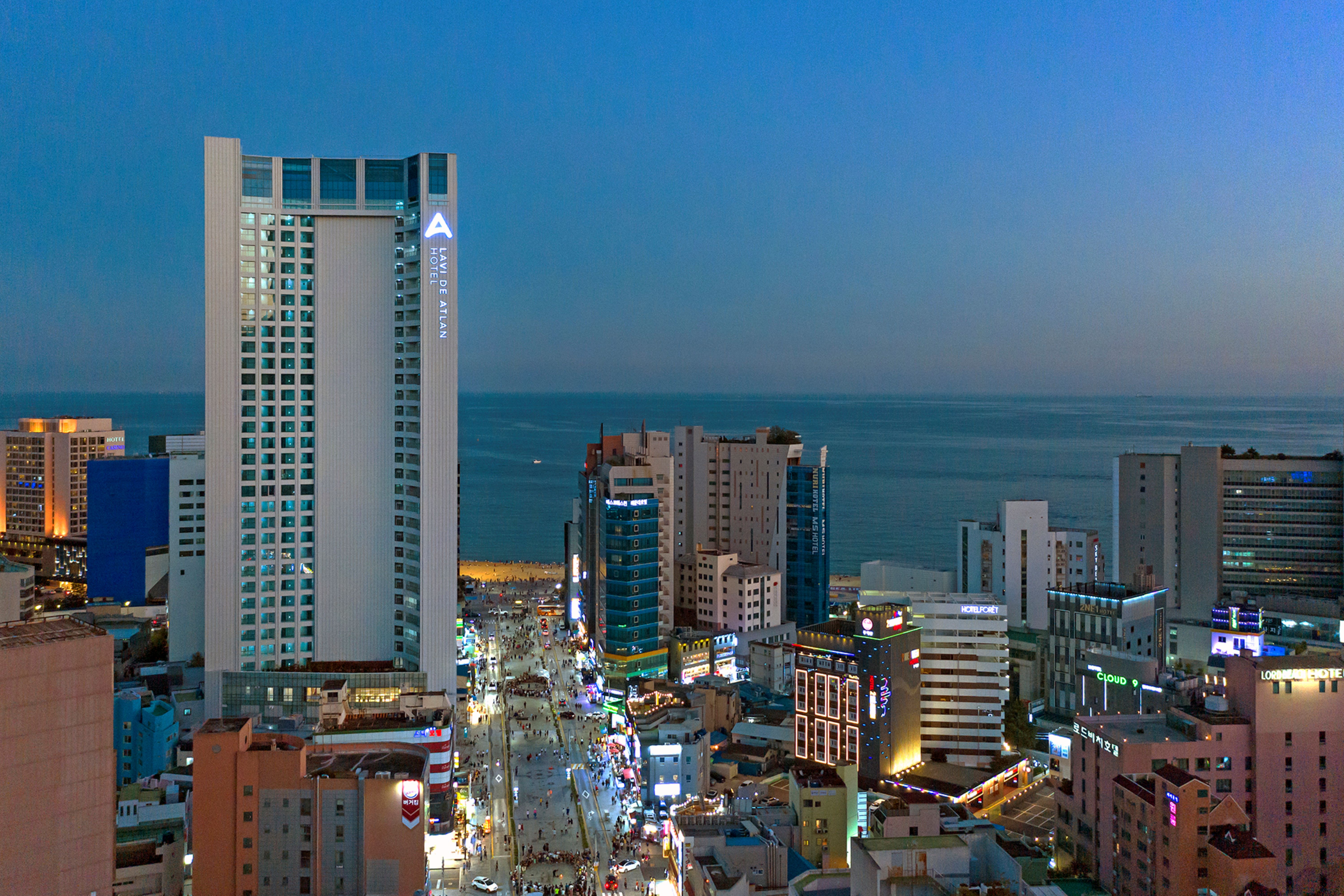 Lavi de Atlan Hotel 43/44