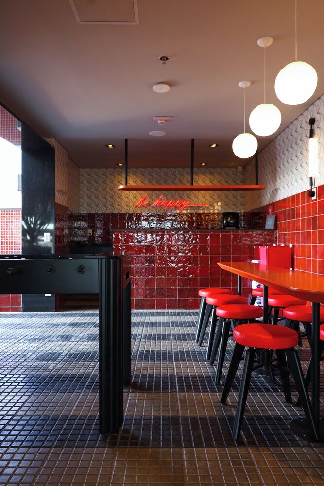 Radisson Red Ibirapuera 30/40