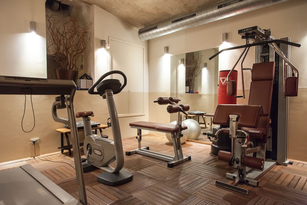 Borghese Palace Art Hotel 51/71