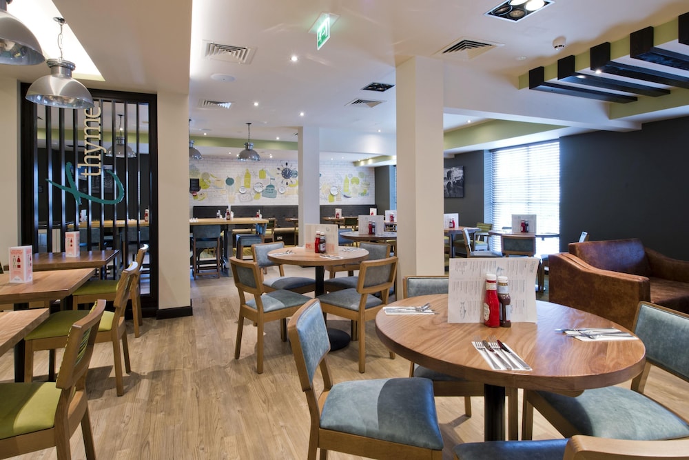 Premier Inn Monmouth 22/33