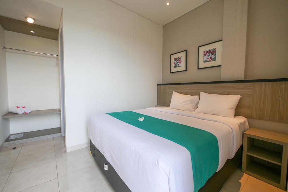 Nivasa Hotel 10/38