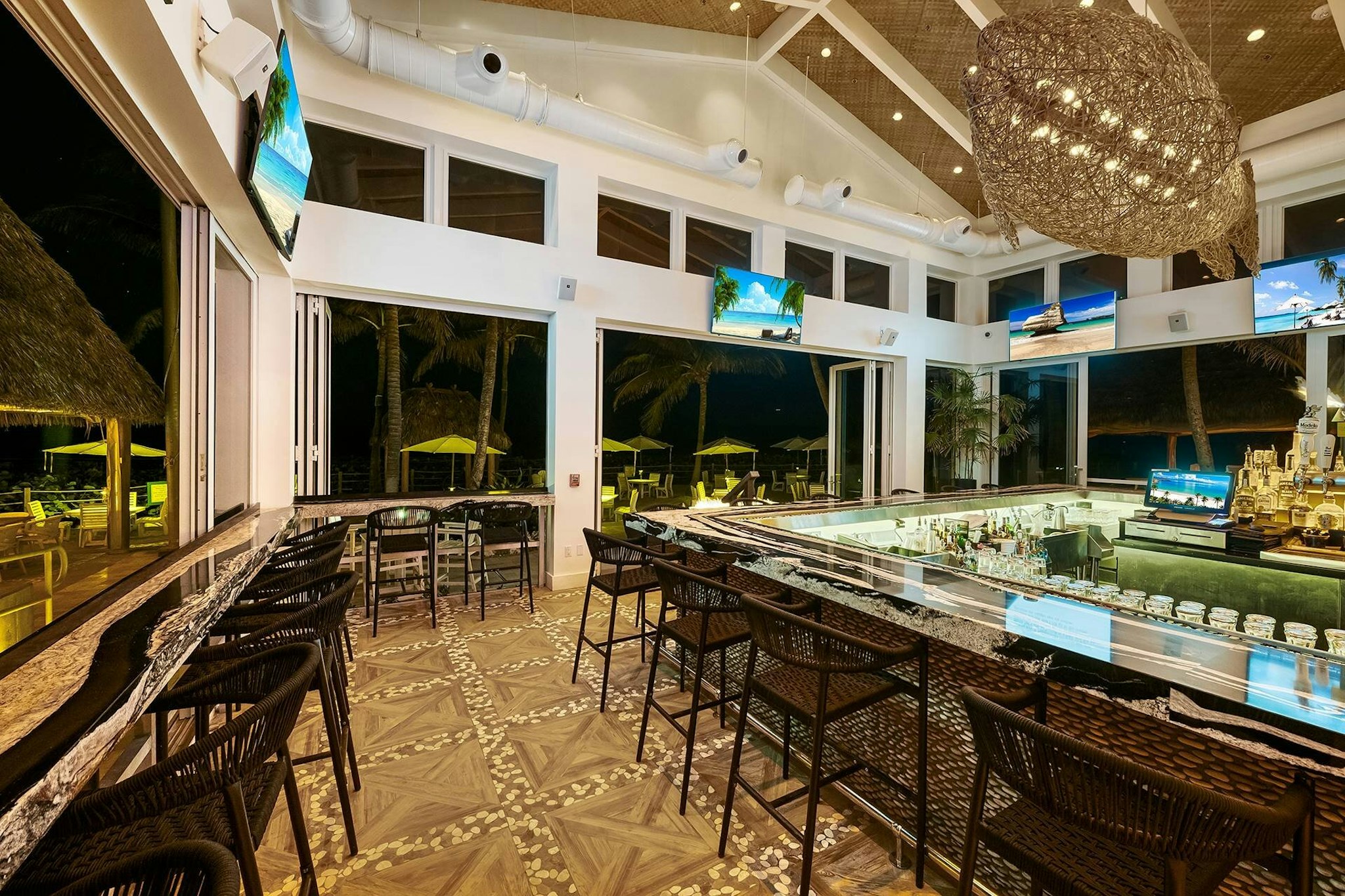 Beachcomber Oceanfront Resort Villas 53/71