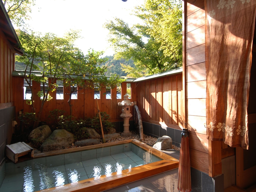 Shima Onsen Kashiwaya Ryokan 1/69