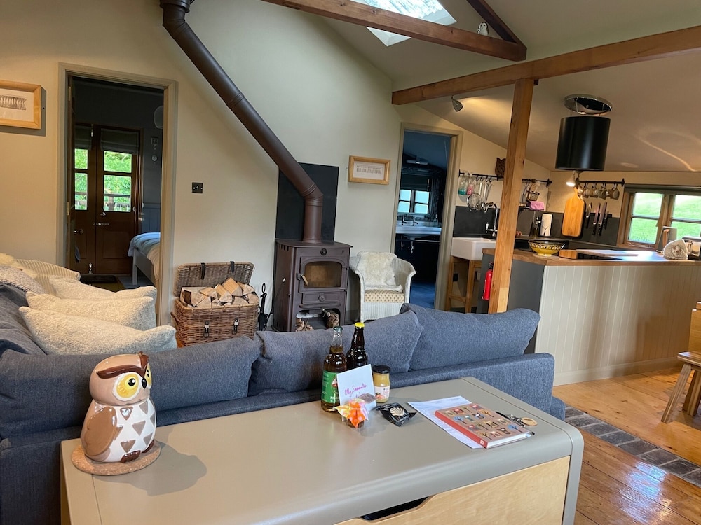 Owl Lodge 29/50