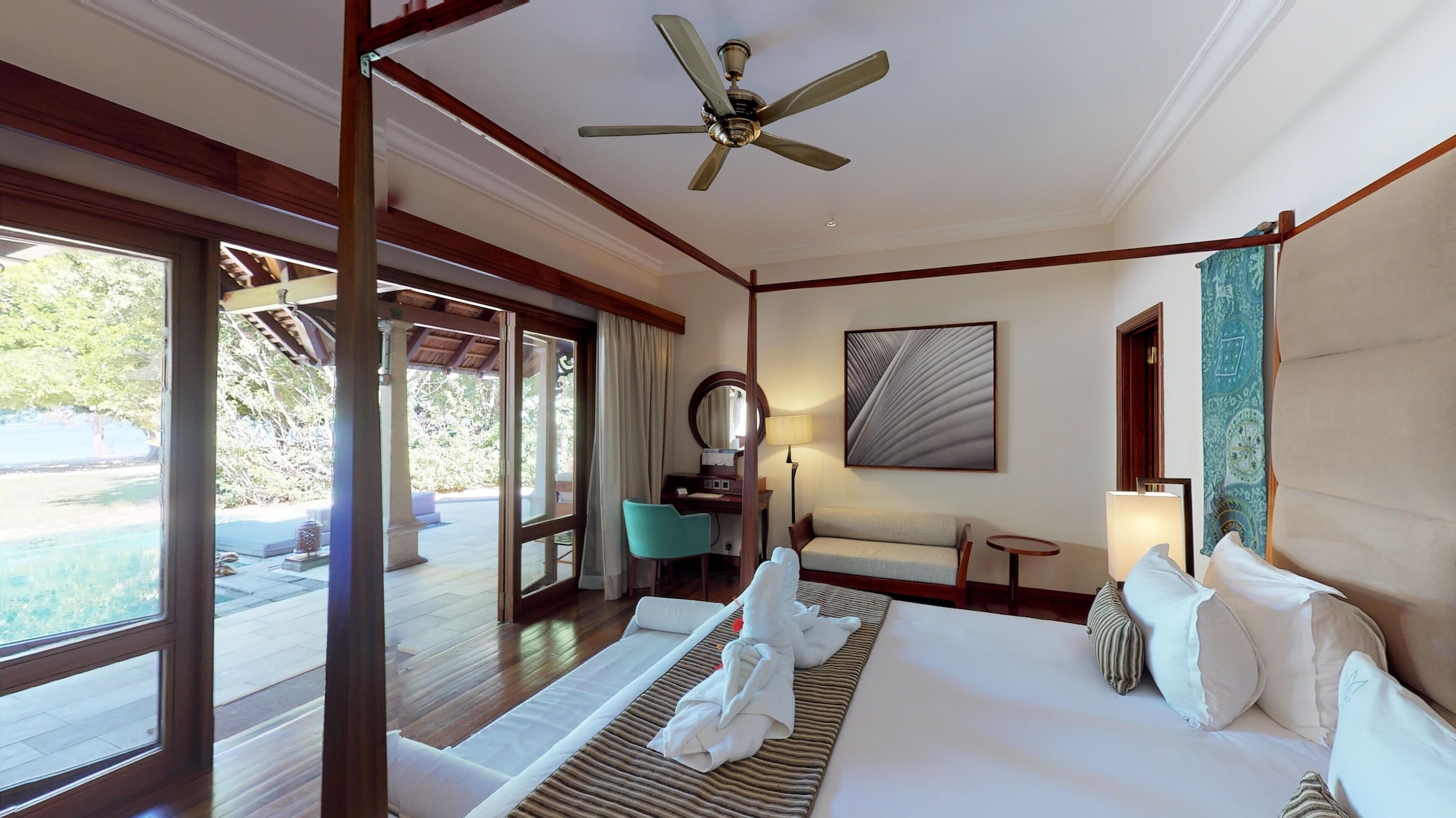 Exclusive, Pool, Villa, King Bed, Beach Front