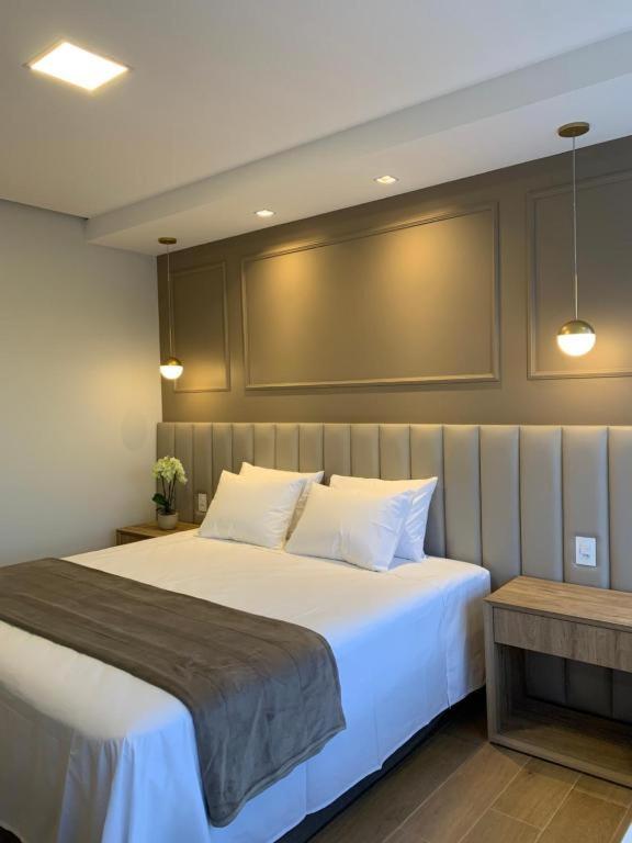 Deluxe, Suite, Hot Tub