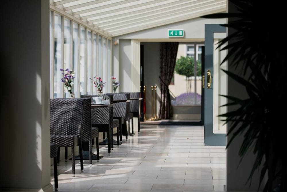 ABBEYLEIX MANOR HOTEL 24/35