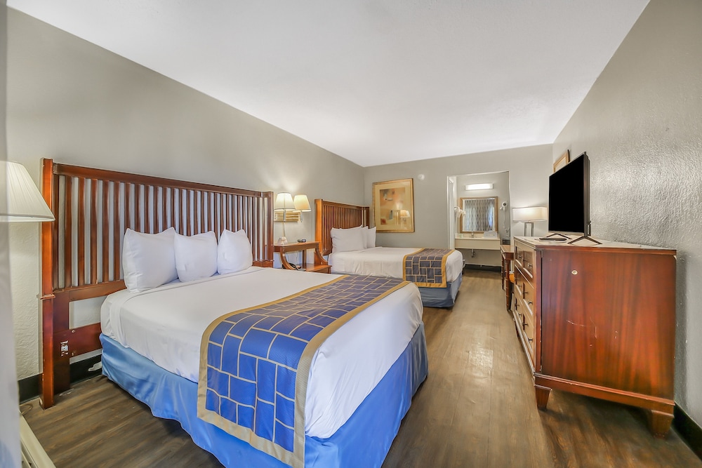 Econo Lodge Daytona Beach - Speedway 17/48