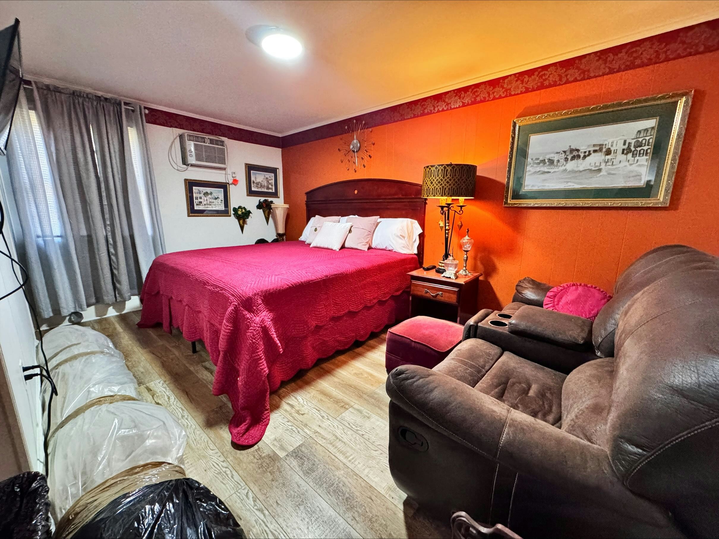 Chesterfield Hotel by OYO Hwy 9 26/55
