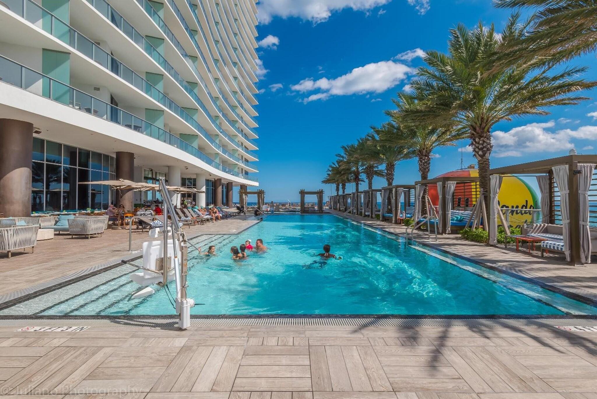 Hyde Beach Condos by Ammos VR 24/26