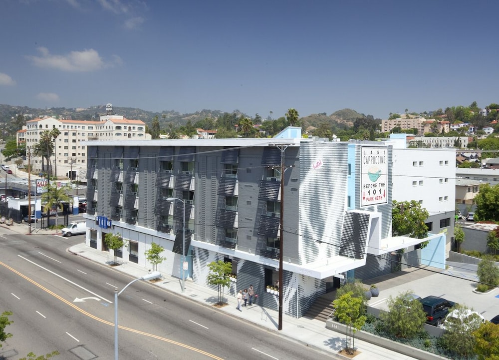 The Hollywood Franklin Hotel near Universal Studios 1/58
