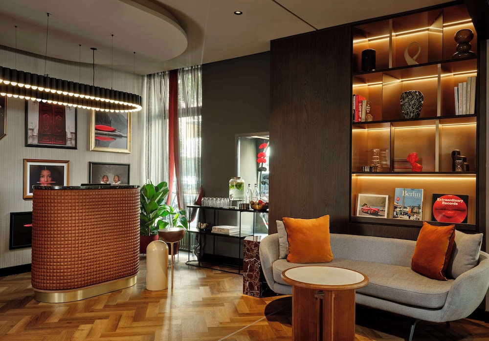 Radisson RED Berlin Kudamm 44/66