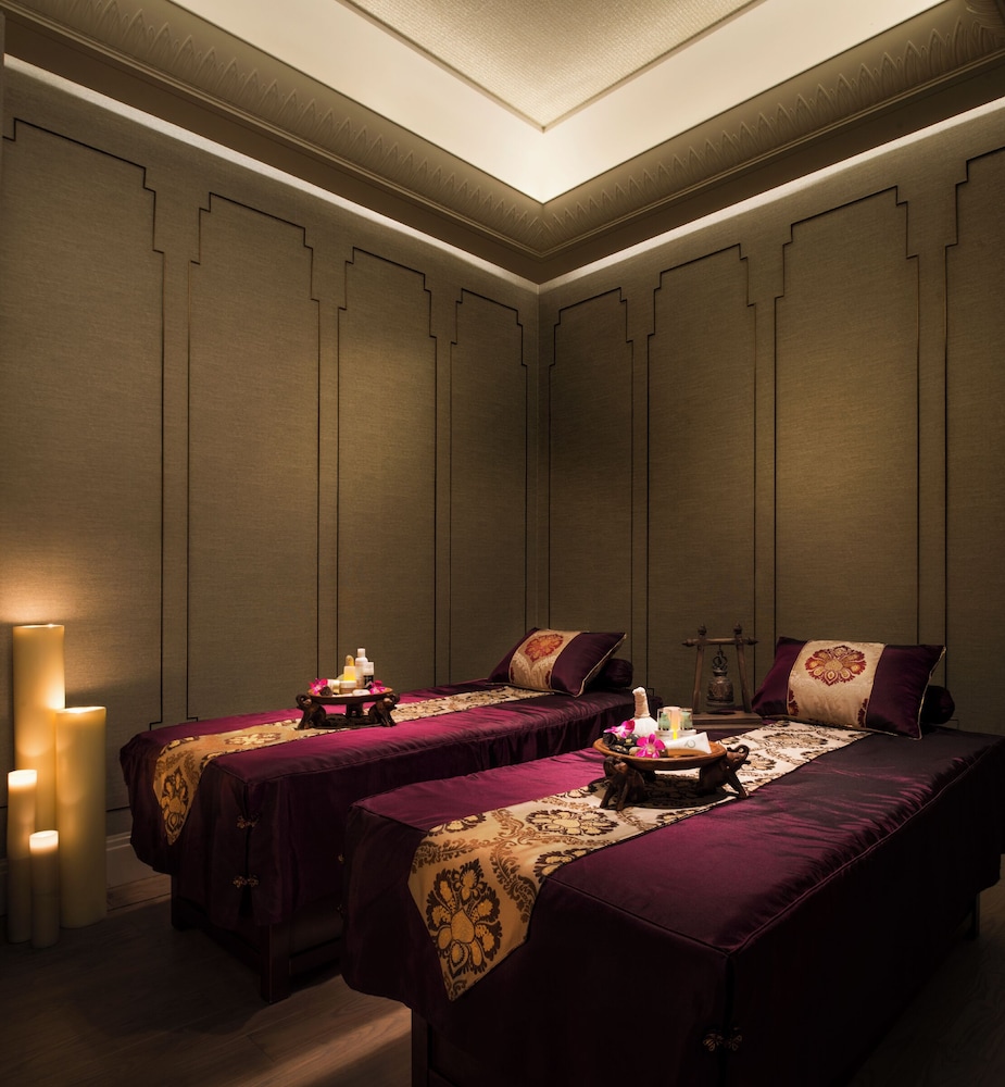 Wanda Reign Chengdu 21/45