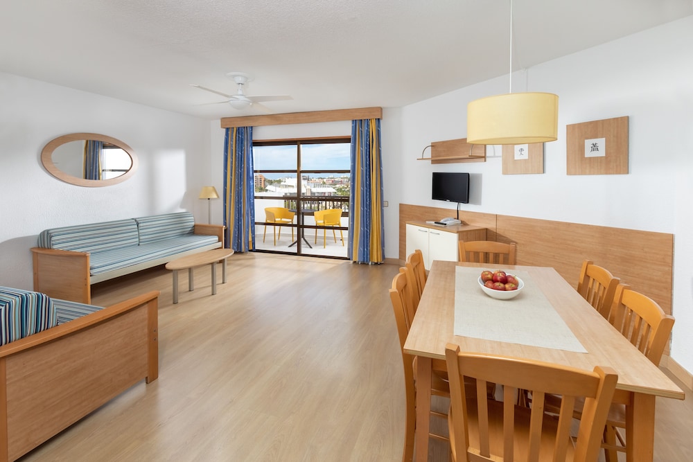 Aguamar Apartments 11/30