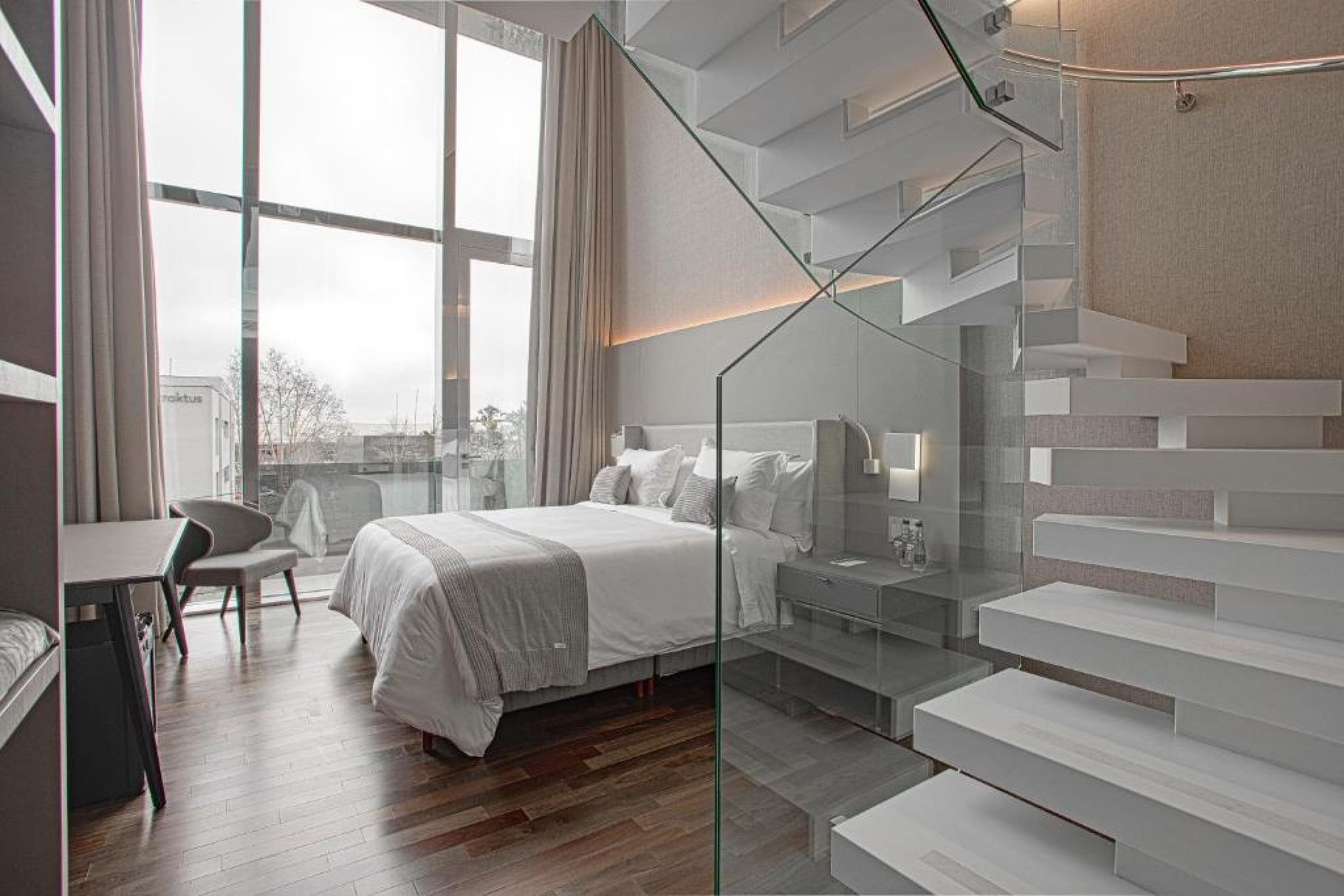 LUXURY, DOUBLE BED