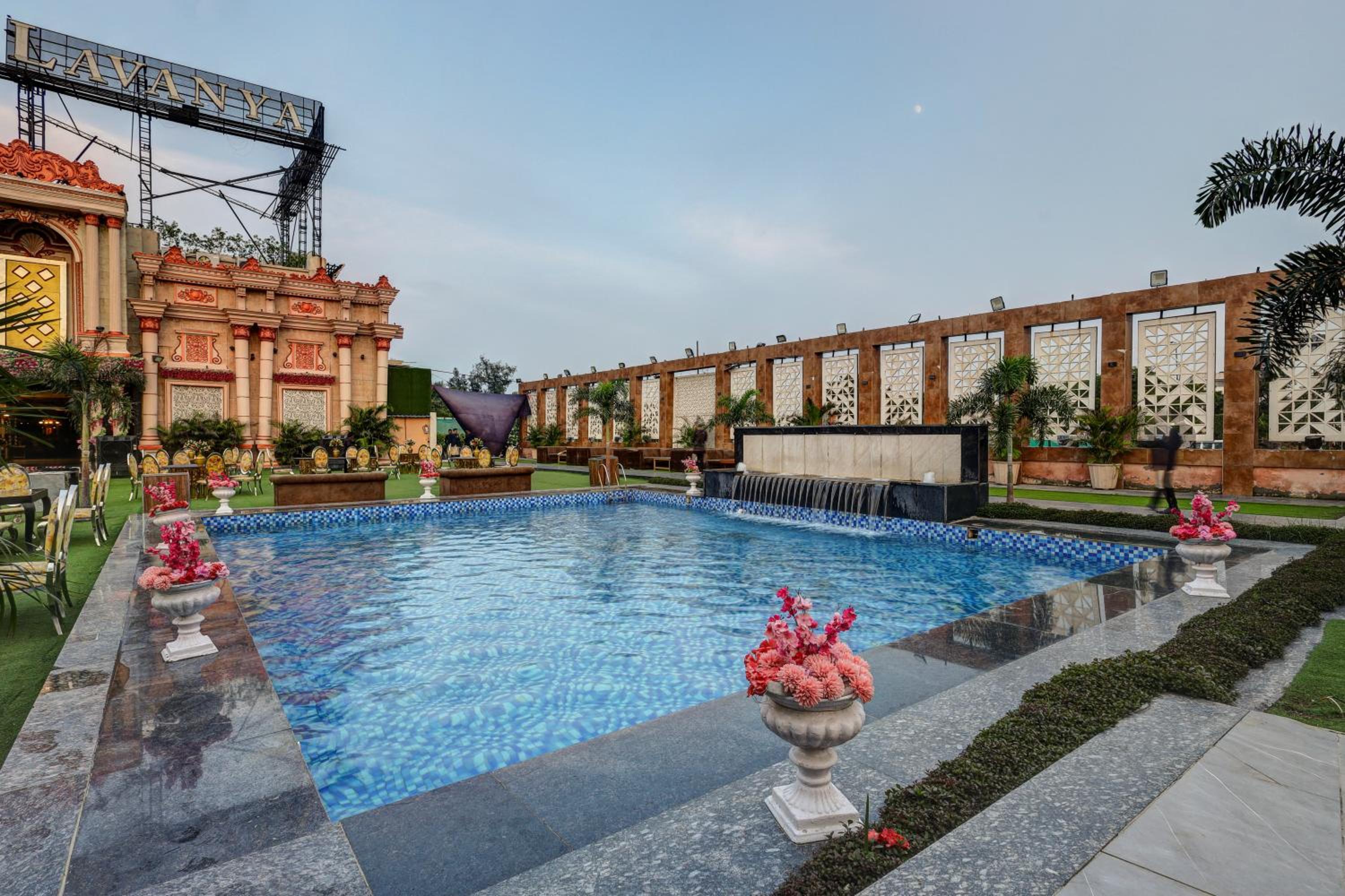 Lavanya Motel 46/51