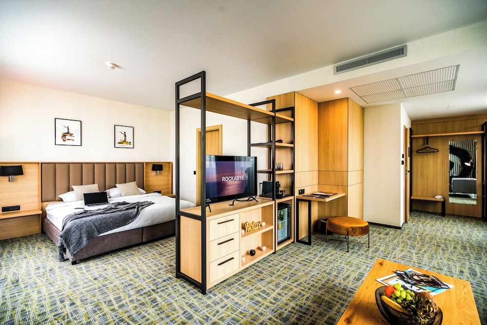 B1 City Hotel 14/49