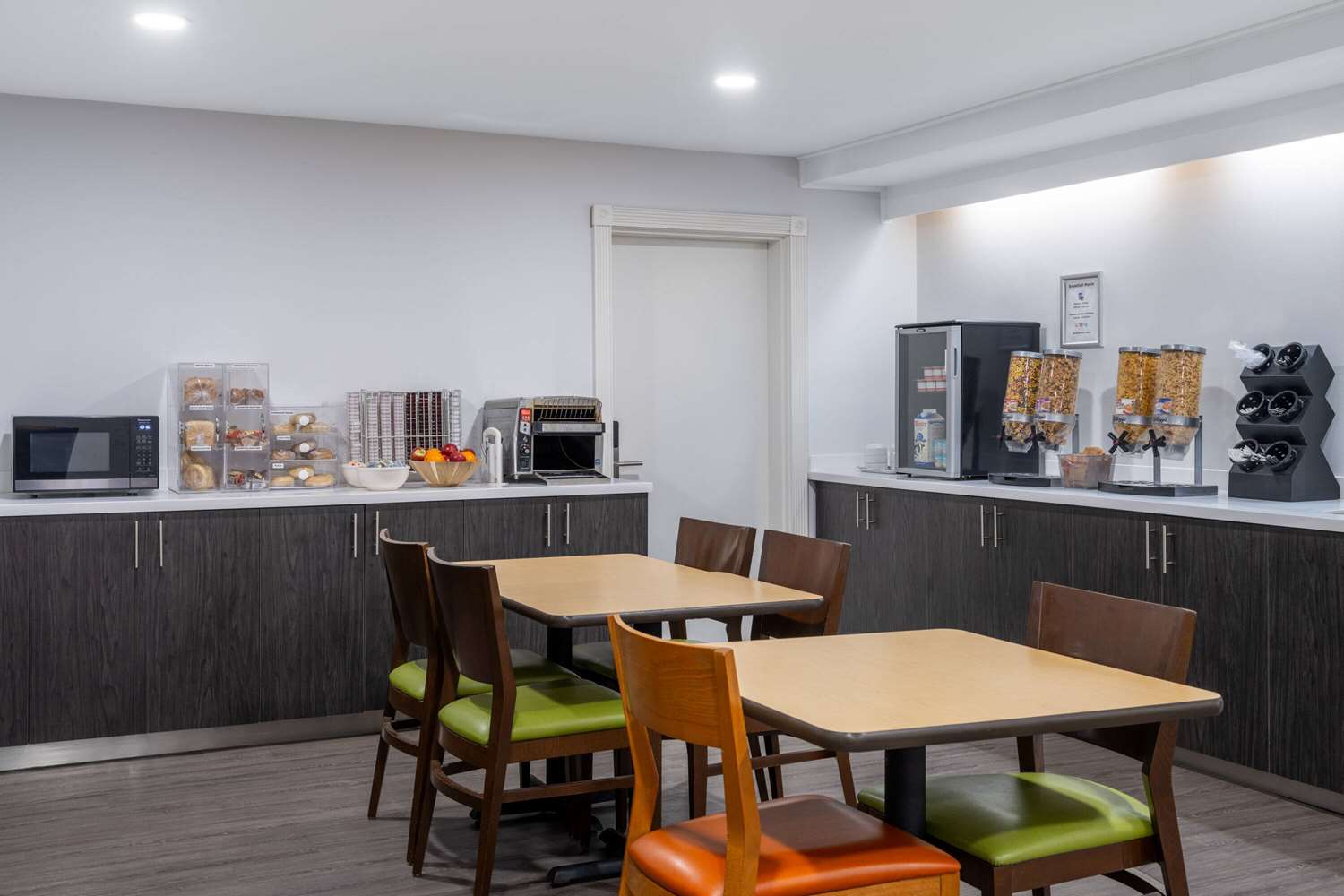 Travelodge Suites by Wyndham Saint John 14/19
