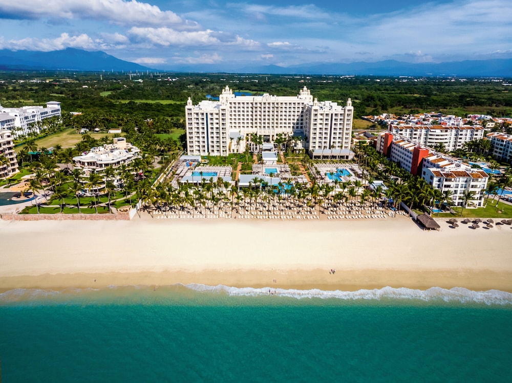 RIU Vallarta All Inclusive 48/50