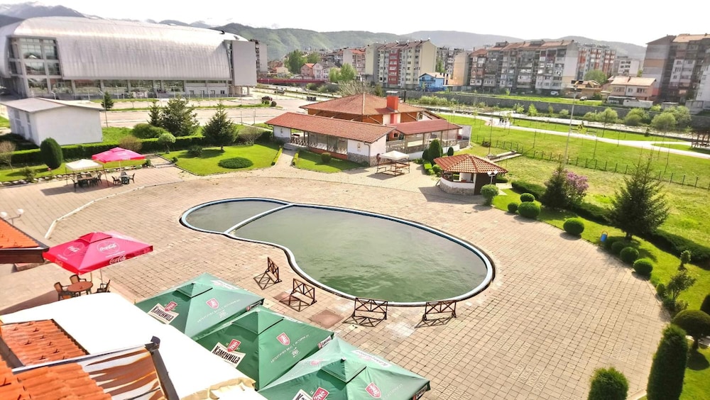 Hotel Grand 53/54